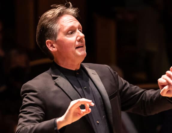 Dr. Dana T. Marsh conducting the Washington Bach Consort